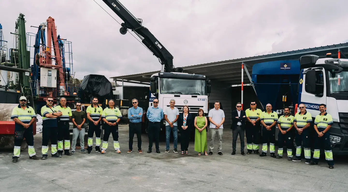 Parque de maquinaria de la constructora Pérez Moreno